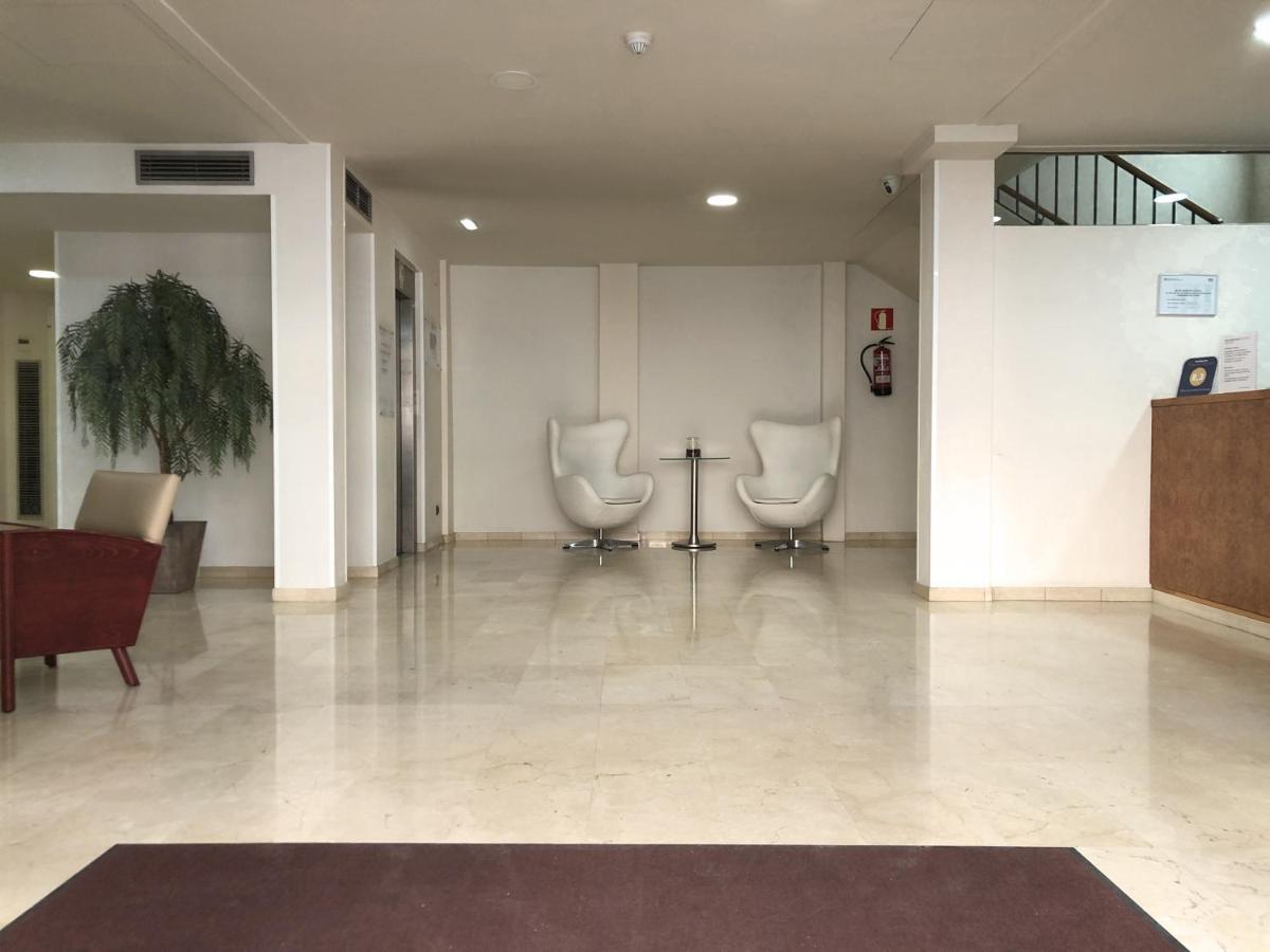 Bcn Urbaness Hotels Del Comte Barcelona Luaran gambar